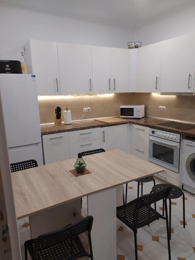 Amplio Apartamento Con Dos Patios Gijón Esterno foto
