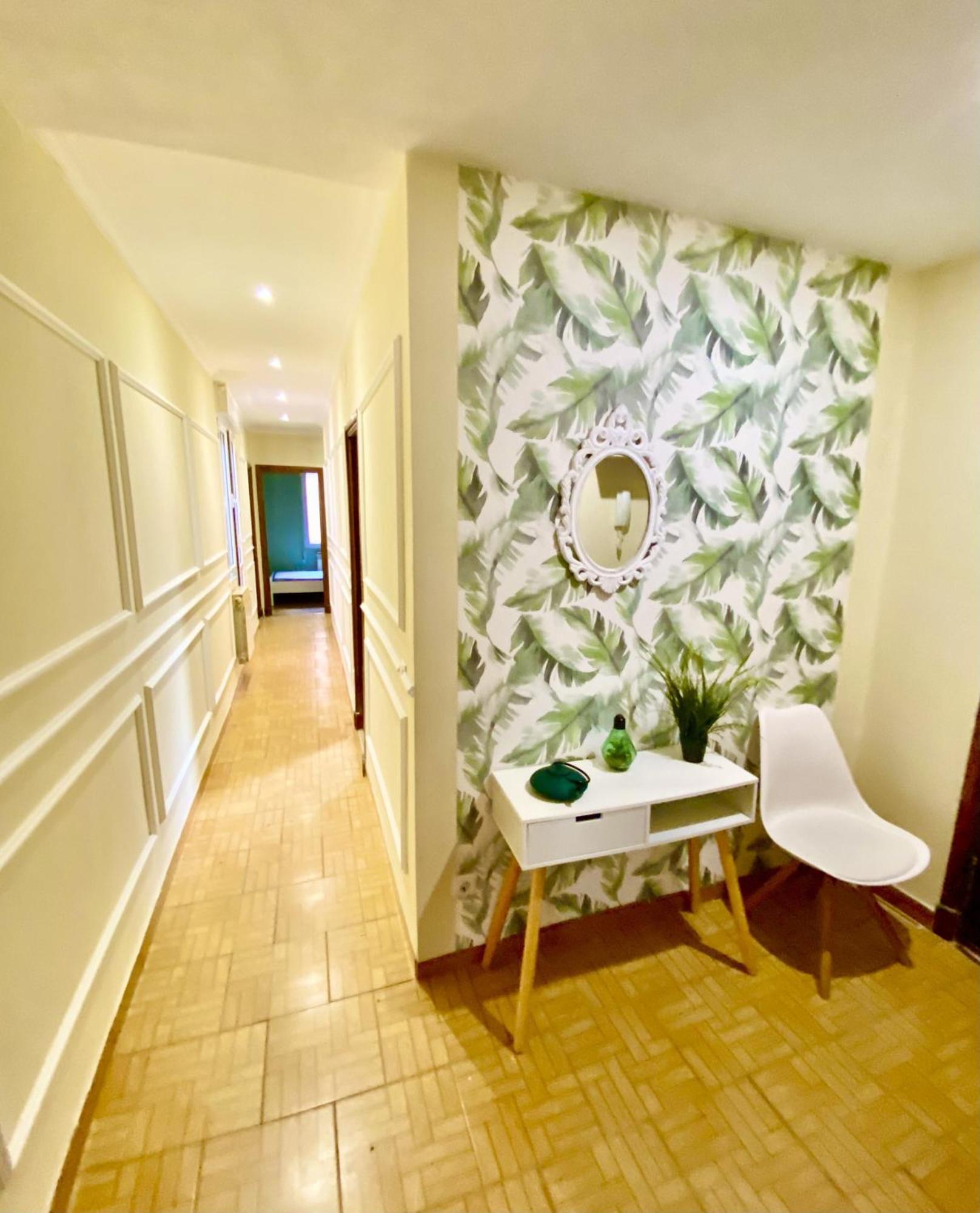 Amplio Apartamento Con Dos Patios Gijón Esterno foto