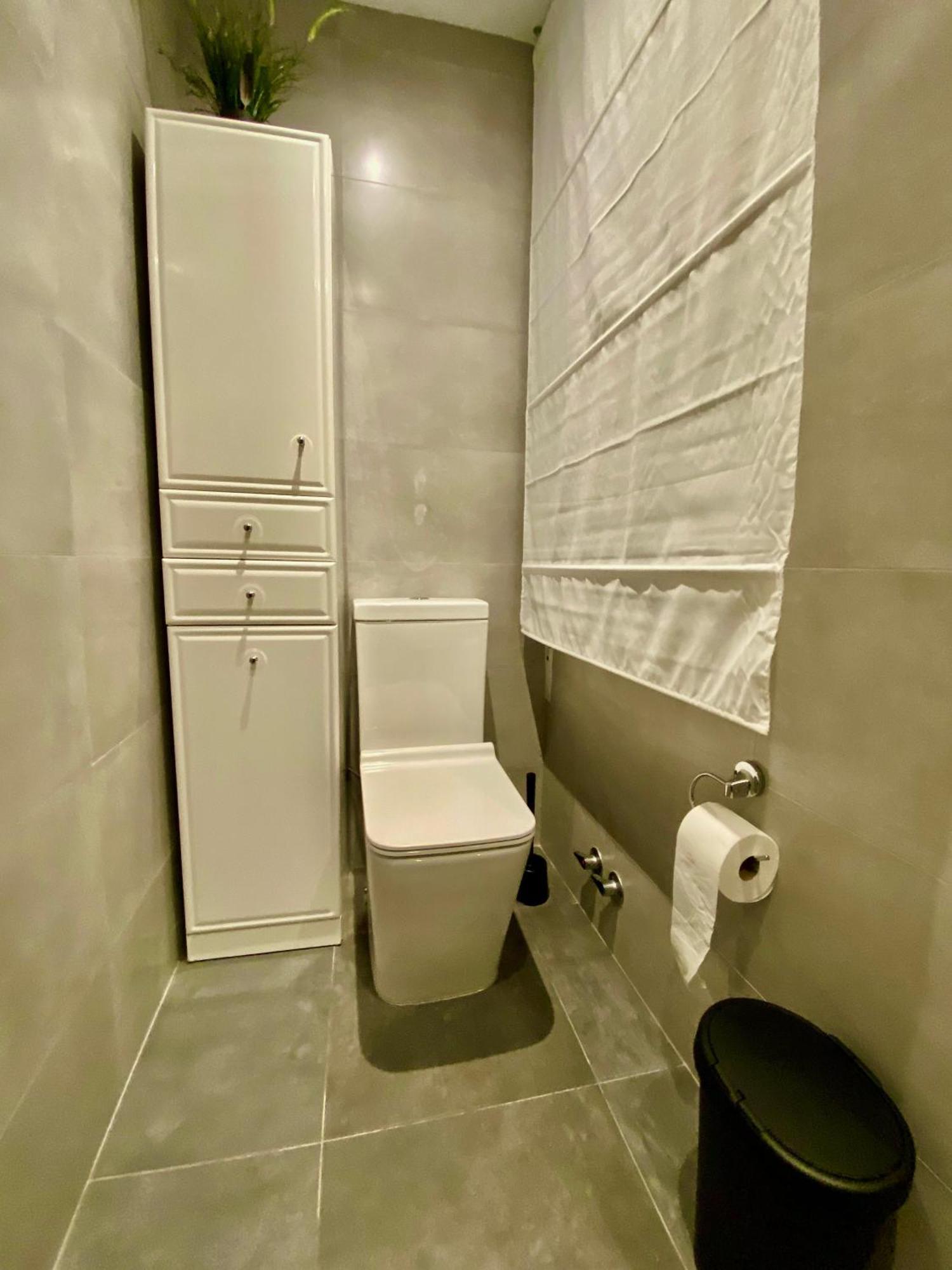 Amplio Apartamento Con Dos Patios Gijón Esterno foto
